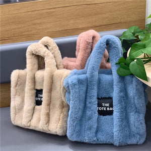 Winter Woolen Faux Fur Teddy Curl Plush the Tote Bag Retro Large Capacity Handbag Simple Shoulder Designer Women Black Handbag